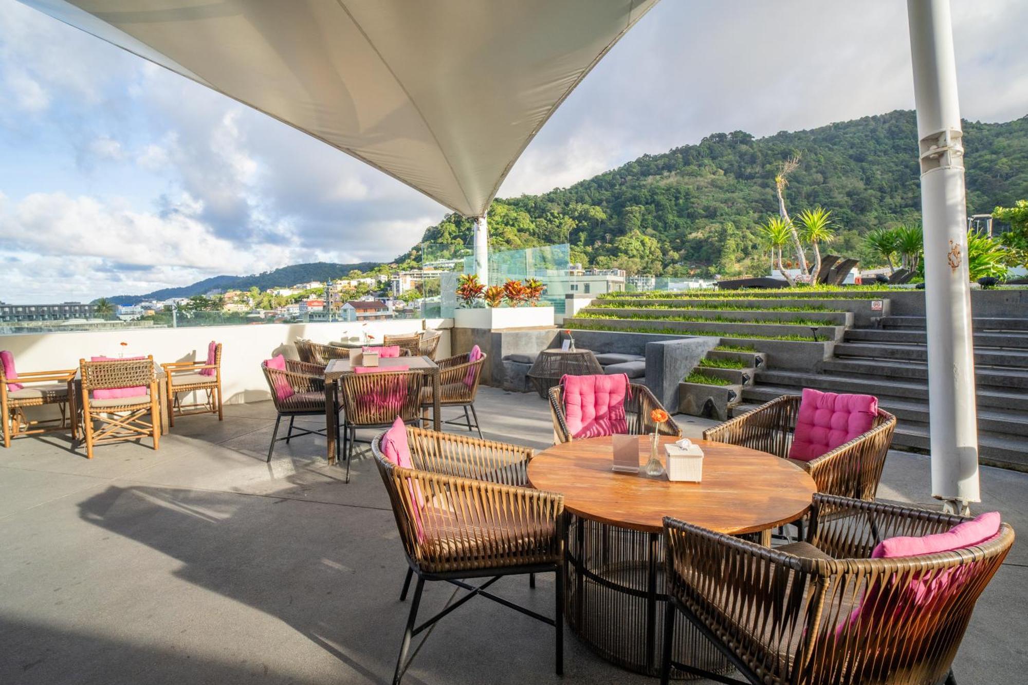 Hotel Journeyhub Phuket Patong Exterior foto